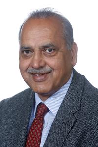 Profile image for Councillor Nazim Khan MBE